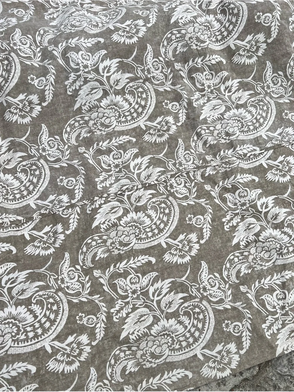 Pottery Barn Retired Alessandra Scroll Linen Full Queen Duvet Cover Taupe/Gray